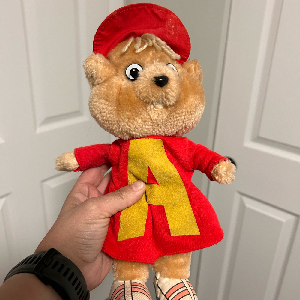 1983 vintage alvin and the chipmunks plush